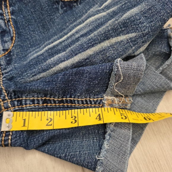 Ariya Jeans Denim Shorts Size 7/8 Distressed Cuffed Y2k Style - Picture 12 of 14